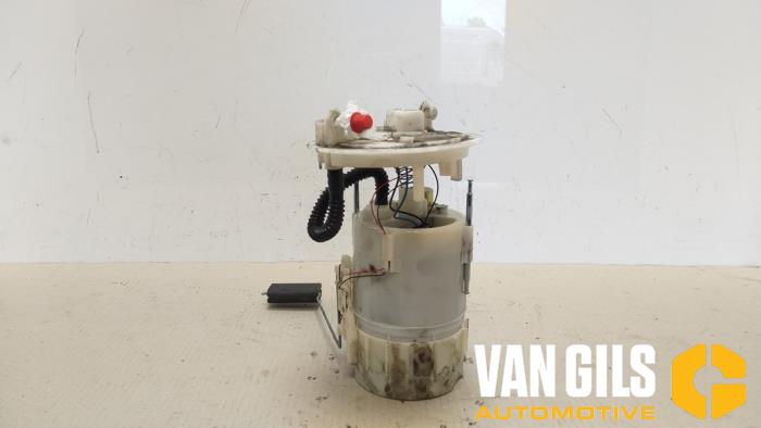 Electric fuel pump from a Renault Scénic II (JM) 1.6 16V 2004