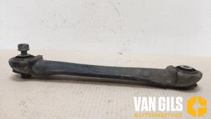 Used Rear wishbone, right Mercedes C (W203) 2.2 C-200 CDI 16V Price € 40,00 Margin scheme offered by Van Gils Automotive