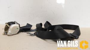 Used Front seatbelt, left BMW 3 serie (E90) 320d 16V Price € 65,00 Margin scheme offered by Van Gils Automotive