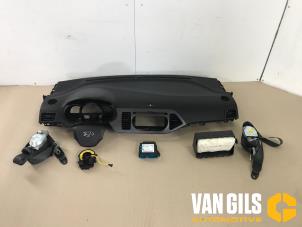 Usados Juego de airbags Kia Picanto (TA) 1.0 12V Precio € 699,99 Norma de margen ofrecido por Van Gils Automotive