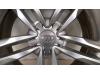 Felge + Reifen van een Audi A4 Avant (B8) 2.0 TFSI 16V 2009