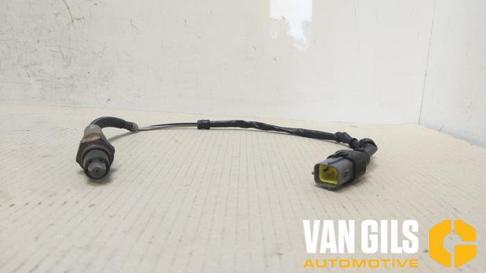 Usados Sonda Lambda Kia Carens II (FJ) 1.8i 16V Precio € 20,00 Norma de margen ofrecido por Van Gils Automotive
