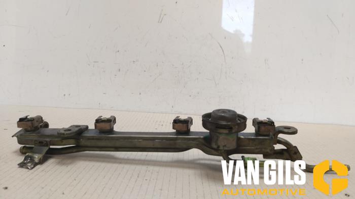 Usagé Système d'injection Honda Stream I (RN) 1.7 16V VTEC Prix € 50,00 Règlement à la marge proposé par Van Gils Automotive