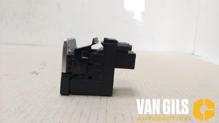 Gebrauchte Handbremse Schalter Audi S7 Sportback (4GA/4GF) 4.0 V8 TFSI Preis € 30,00 Margenregelung angeboten von Van Gils Automotive