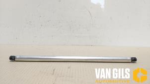 Used Rear gas strut, left Audi S7 Sportback (4GA/4GF) 4.0 V8 TFSI Price € 82,00 Margin scheme offered by Van Gils Automotive