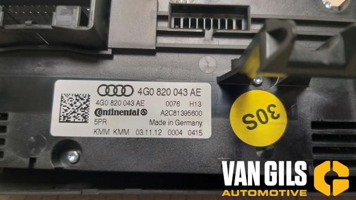 Heater control panel from a Audi S7 Sportback (4GA/4GF) 4.0 V8 TFSI 2012