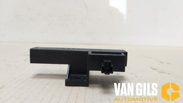 Używane Keyless Entry-Antena Audi S7 Sportback (4GA/4GF) 4.0 V8 TFSI Cena € 30,00 Procedura marży oferowane przez Van Gils Automotive
