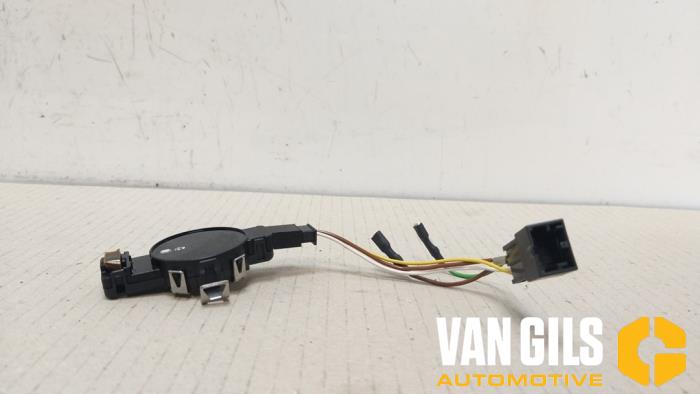 Begagnade Regnsensor Audi S7 Sportback (4GA/4GF) 4.0 V8 TFSI Pris € 49,00 Marginaltabell erbjuds av Van Gils Automotive