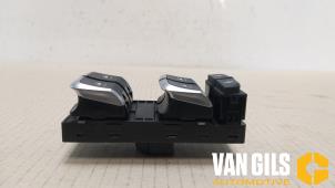 Usagé Commutateur vitre électrique Audi S7 Sportback (4GA/4GF) 4.0 V8 TFSI Prix € 30,00 Règlement à la marge proposé par Van Gils Automotive