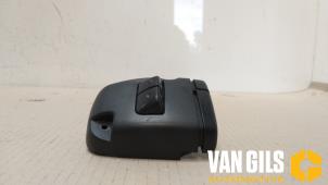 Used Steering wheel mounted radio control Toyota Yaris (P1) 1.3 16V VVT-i Price € 35,00 Margin scheme offered by Van Gils Automotive