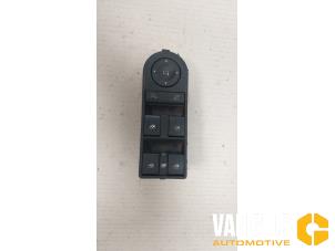Used Electric window switch Volvo C70 (MC) 2.4 D5 20V Autom. Price on request offered by Van Gils Automotive