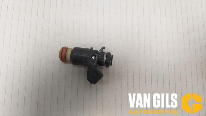 Injector (petrol injection) from a Honda Stream (RN) 1.7 16V VTEC 2002