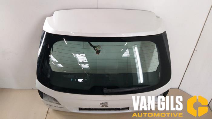Tailgate from a Peugeot 508 SW (8E/8U) 1.6 HDiF 16V 2013