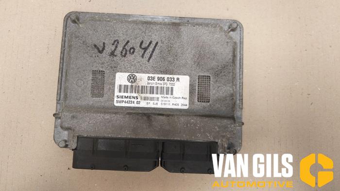 Engine management computer from a Volkswagen Polo IV (9N1/2/3) 1.2 12V 2006