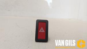 Used Panic lighting switch Nissan Almera (N16) 1.5 dCi Price € 30,00 Margin scheme offered by Van Gils Automotive