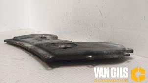 Couvercle de distribution d'un Chrysler 300 C 3.5 V6 24V 2005
