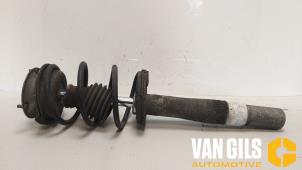 Used Front shock absorber rod, left BMW 5 serie (E60) 525i 24V Price on request offered by Van Gils Automotive