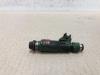 Injector (petrol injection) from a Volvo V70 (SW) 2.4 20V 140 2001