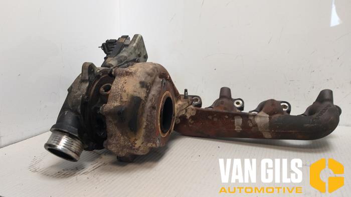Turbo from a Volvo XC90 I 2.4 D5 20V 2006