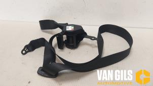 Used Rear seatbelt, left BMW 3 serie (F30) 320d 2.0 16V EfficientDynamicsEdition Price on request offered by Van Gils Automotive
