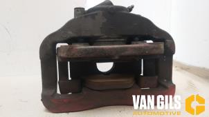 Used Front brake calliper, left BMW 5 serie (E60) 530d 24V Price € 70,00 Margin scheme offered by Van Gils Automotive