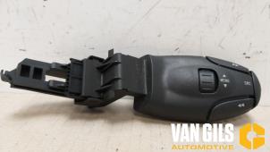 Used Steering wheel mounted radio control Volkswagen Polo IV (9N1/2/3) 1.4 16V Price € 35,00 Margin scheme offered by Van Gils Automotive