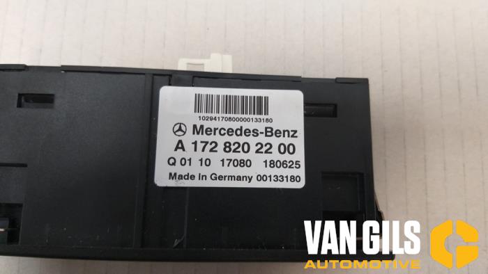 Conexión AUX-USB de un Mercedes-Benz B (W246,242) 2.2 B-220 CDI BlueEFFICIENCY 16V 2018