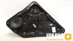 Używane Mechanizm szyby prawej tylnej wersja 4-drzwiowa Mercedes B (W246,242) 2.2 B-220 CDI BlueEFFICIENCY 16V Cena na żądanie oferowane przez Van Gils Automotive