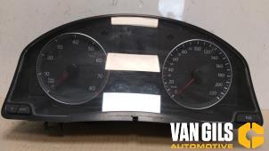 Używane Licznik kilometrów KM Volkswagen Golf V (1K1) 1.4 16V Cena € 60,00 Procedura marży oferowane przez Van Gils Automotive