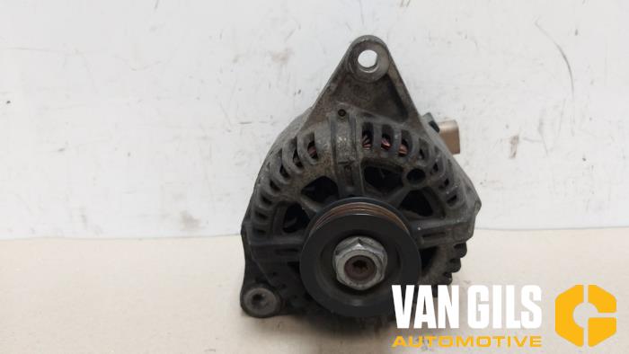 Begagnade Dynamo Nissan Micra (K12) 1.0 16V Pris € 75,00 Marginaltabell erbjuds av Van Gils Automotive