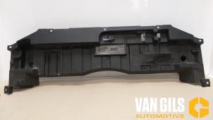 Used Cover load area BMW X5 (G05) xDrive M50d 3.0 24V Price € 106,48 Inclusive VAT offered by Van Gils Automotive