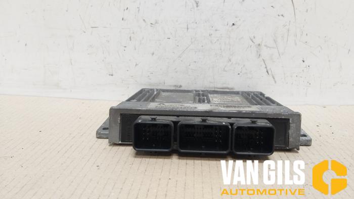 Used Engine management computer Renault Laguna II (BG) 1.8 16V Price € 150,00 Margin scheme offered by Van Gils Automotive