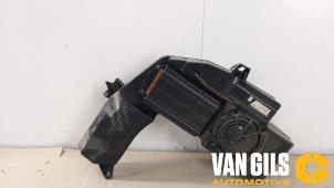 Używane Subwoofer Audi A4 Quattro (B6) 2.5 TDI V6 24V Cena € 60,00 Procedura marży oferowane przez Van Gils Automotive
