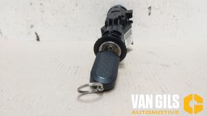 Used Ignition lock + key Fiat Panda (312) 0.9 TwinAir 65 Price € 40,00 Margin scheme offered by Van Gils Automotive