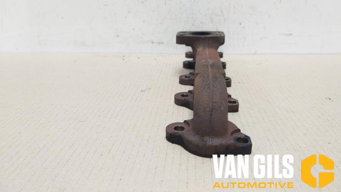 Exhaust manifold from a Peugeot 508 SW (8E/8U) 1.6 HDiF 16V 2013