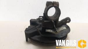 Usagé Joint avant gauche Volkswagen Polo IV (9N1/2/3) 1.4 16V Prix € 65,00 Règlement à la marge proposé par Van Gils Automotive