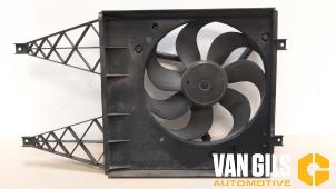 Usagé Ventilateur Volkswagen Polo IV (9N1/2/3) 1.4 16V Prix € 65,00 Règlement à la marge proposé par Van Gils Automotive