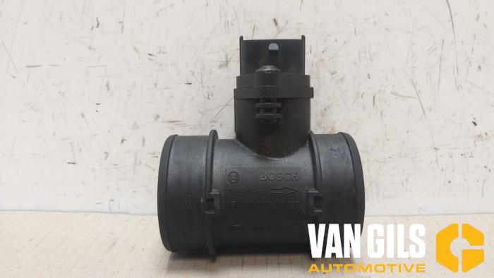 Gebrauchte Luftmassenmesser Opel Corsa C (F08/68) 1.0 12V Preis € 30,00 Margenregelung angeboten von Van Gils Automotive
