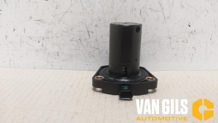 Gebrauchte Ölstandsensor Mercedes B (W246/W242) Preis € 36,30 Mit Mehrwertsteuer angeboten von Van Gils Automotive