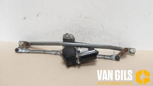 Used Wiper motor + mechanism Volkswagen Passat (3B2) 1.9 TDi 115 Price € 75,00 Margin scheme offered by Van Gils Automotive