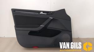 Usagé Revêtement portière haut 4portes avant gauche Volkswagen Golf VII (AUA) 1.2 TSI 16V Prix € 99,22 Prix TTC proposé par Van Gils Automotive