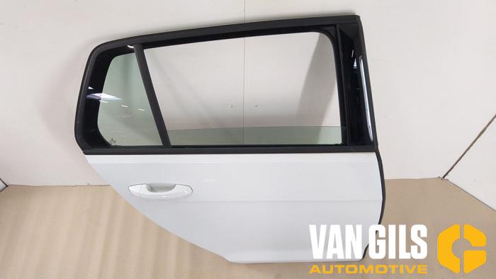 Rear door 4-door, right from a Volkswagen Golf VII (AUA) 1.2 TSI 16V 2019