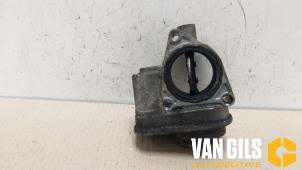 Drosselklappengehäuse van een Volkswagen Golf V (1K1) 2.0 TDI 16V 2004