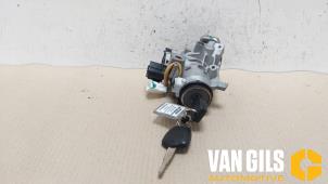 Used Ignition lock + key Mitsubishi Space Star (A0) 1.0 12V Price € 65,00 Margin scheme offered by Van Gils Automotive