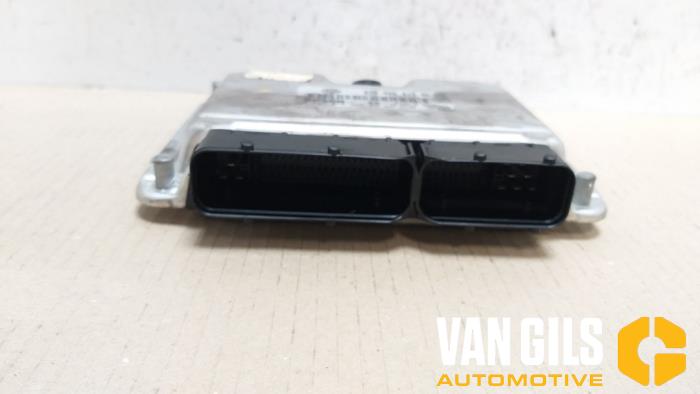 Used Engine management computer Volkswagen Passat (3B2) 1.9 TDi 115 Price € 65,00 Margin scheme offered by Van Gils Automotive