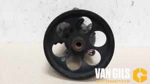Used Power steering pump Renault Espace (JK) 1.9 dCi Expression Price € 60,00 Margin scheme offered by Van Gils Automotive