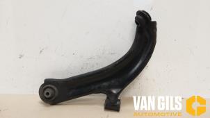 Used Front wishbone, left Renault Clio III (BR/CR) 1.5 dCi FAP Price € 33,00 Margin scheme offered by Van Gils Automotive