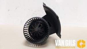 Used Heating and ventilation fan motor Volkswagen Transporter T5 1.9 TDi Price € 45,00 Margin scheme offered by Van Gils Automotive