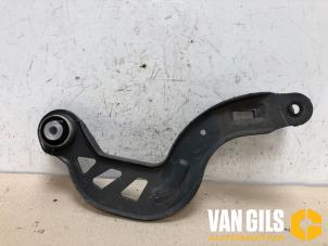 Used Rear upper wishbone, left Mercedes B (W246,242) 1.6 B-180 BlueEFFICIENCY Turbo 16V Price € 49,99 Margin scheme offered by Van Gils Automotive