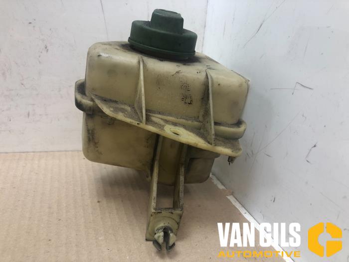 Power steering fluid reservoir Volkswagen Transporter T5 1.9 TDi
